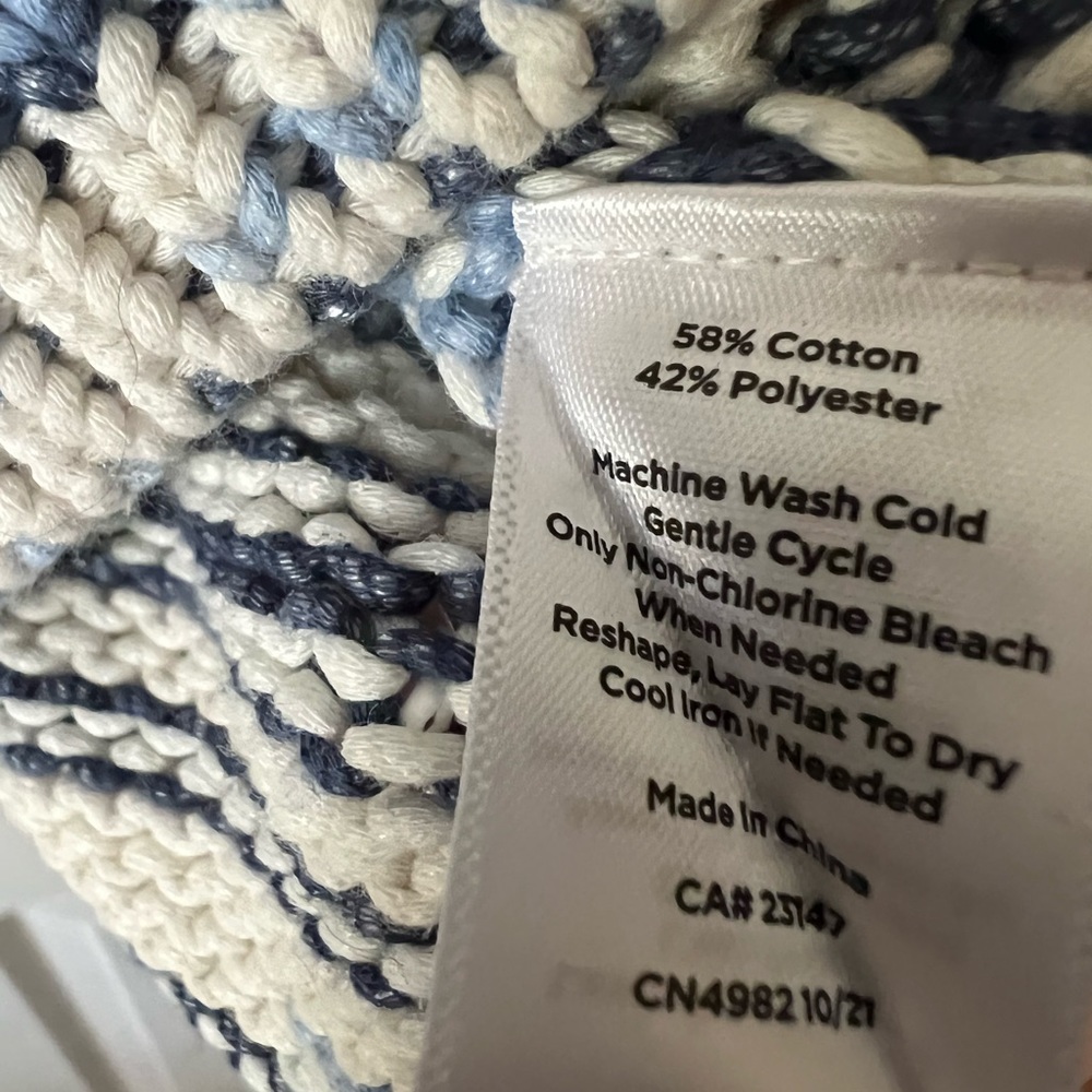 Talbots Sweater - Picture 5 of 8